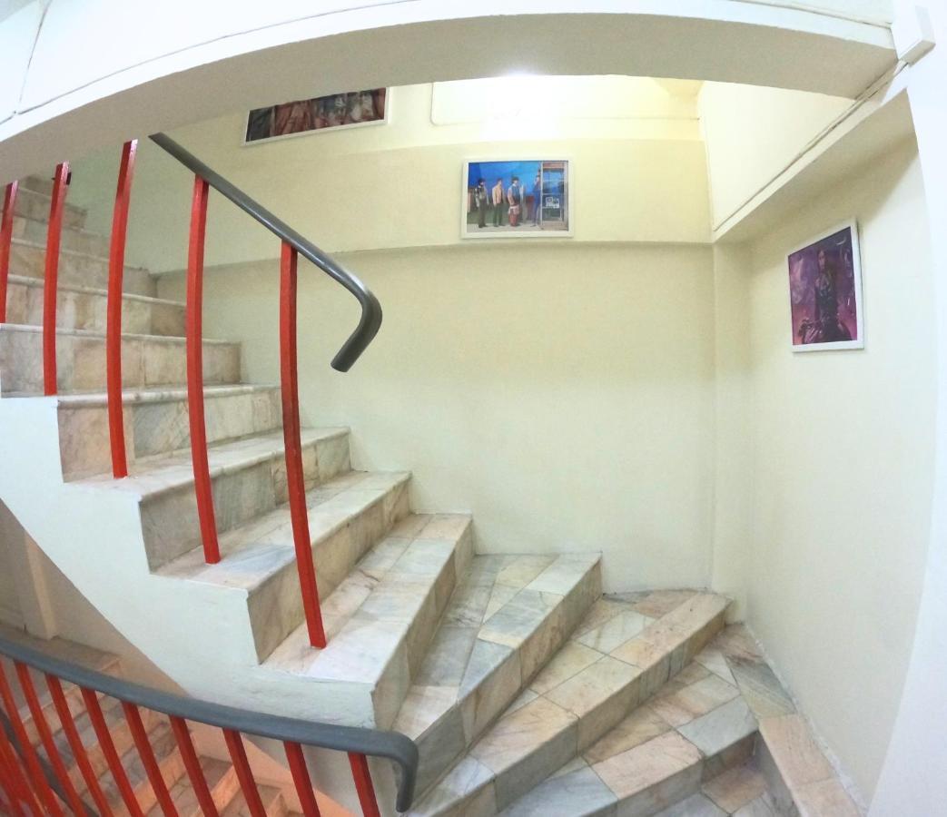 Kpop Hostel Karon エクステリア 写真