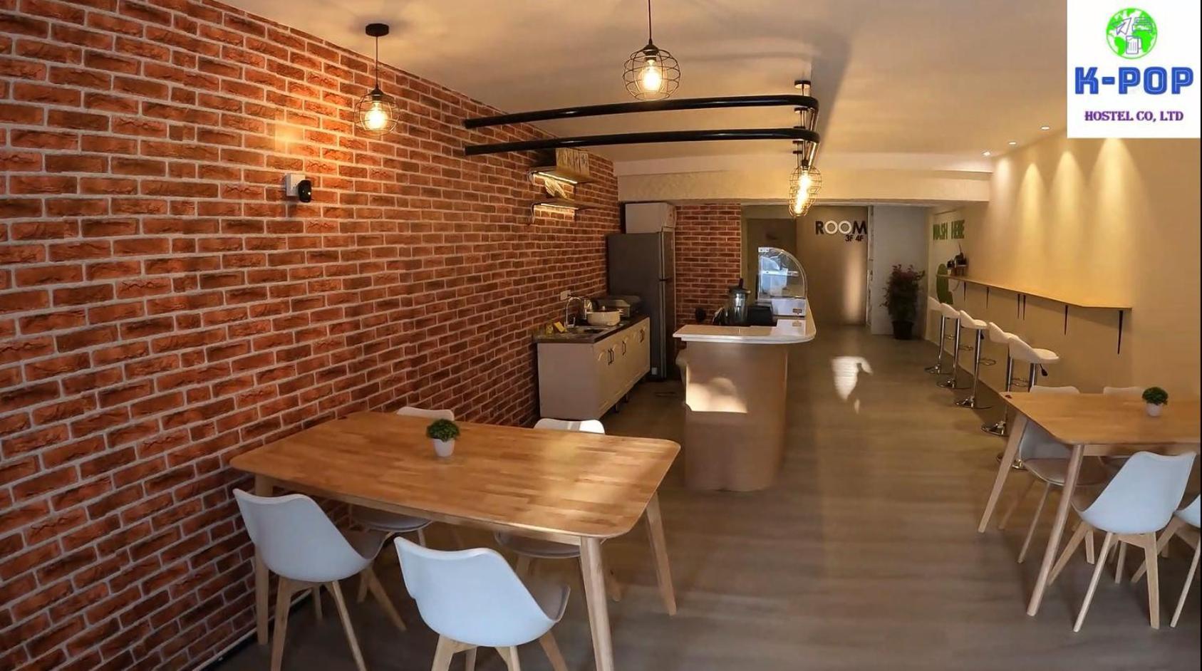 Kpop Hostel Karon エクステリア 写真