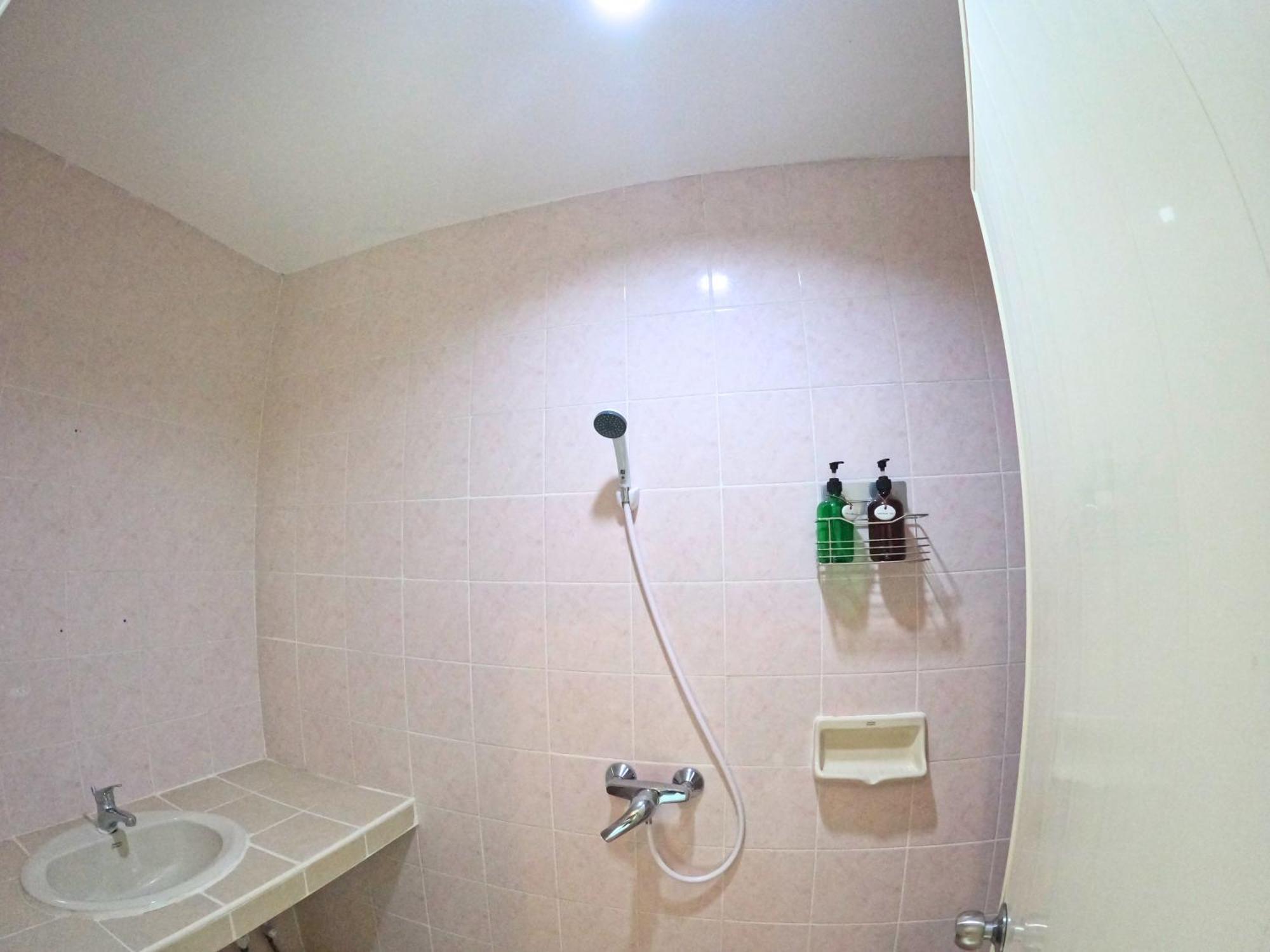 Kpop Hostel Karon エクステリア 写真
